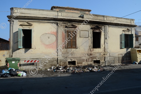 Ex Palazzo Vescovile di Tropea in largo Vaccari - foto Libertino