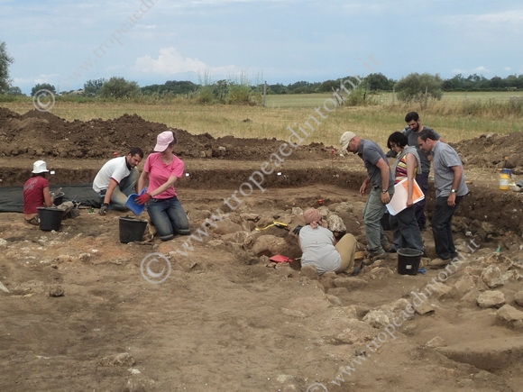 Gli scavi in località Torre Galli - foto Fusca