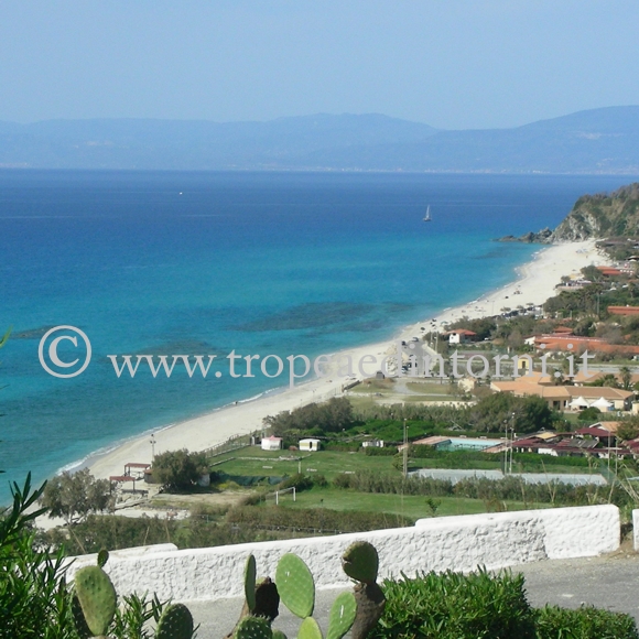 Il lungomare di Zambrone - foto Libertino