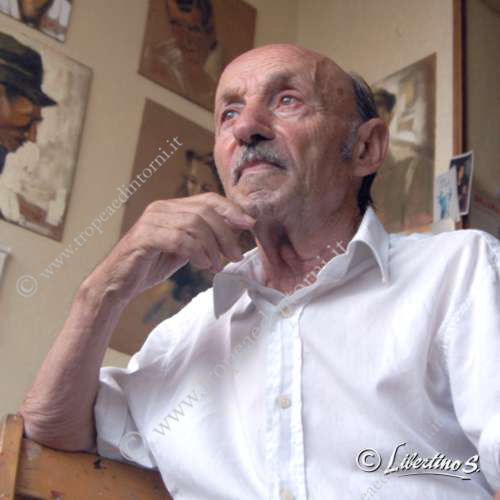 Il maestro Albino Lorenzo nel suo studio - foto Libertino
